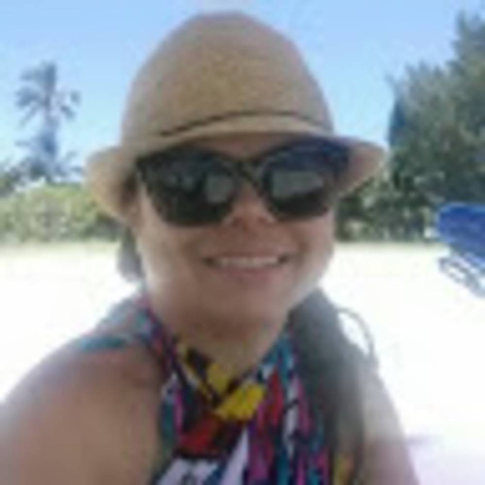 Meet your Posher, Elizabeth